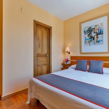 Casa Rural La Chata By Vivere Stays Valsain Екстер'єр фото