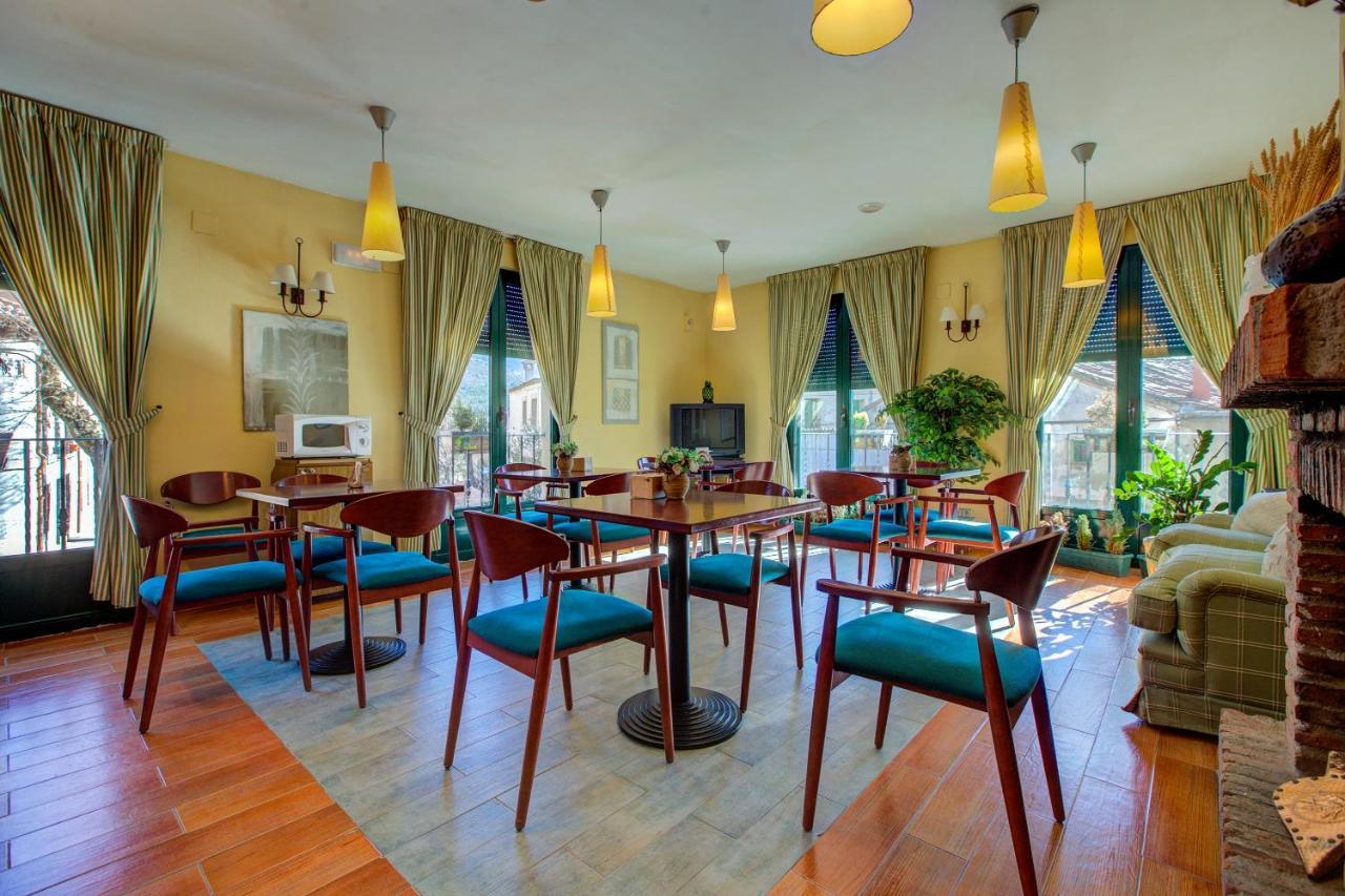 Casa Rural La Chata By Vivere Stays Valsain Екстер'єр фото