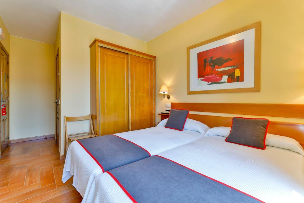 Casa Rural La Chata By Vivere Stays Valsain Екстер'єр фото