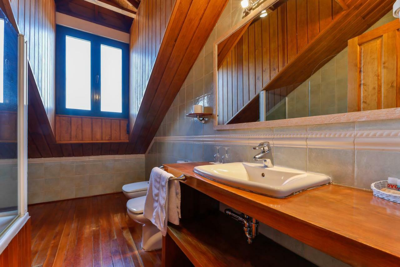 Casa Rural La Chata By Vivere Stays Valsain Екстер'єр фото